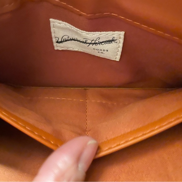 Crossbody/wallet clutch - Picture 4 of 6